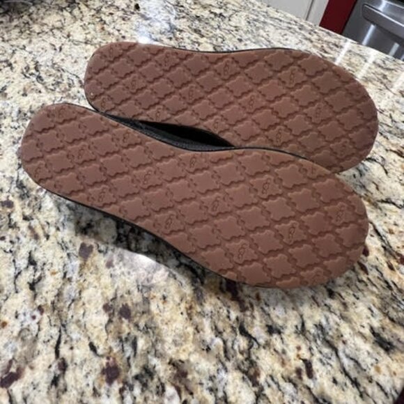 UGG Marah Moccasin - Picture 4 of 5